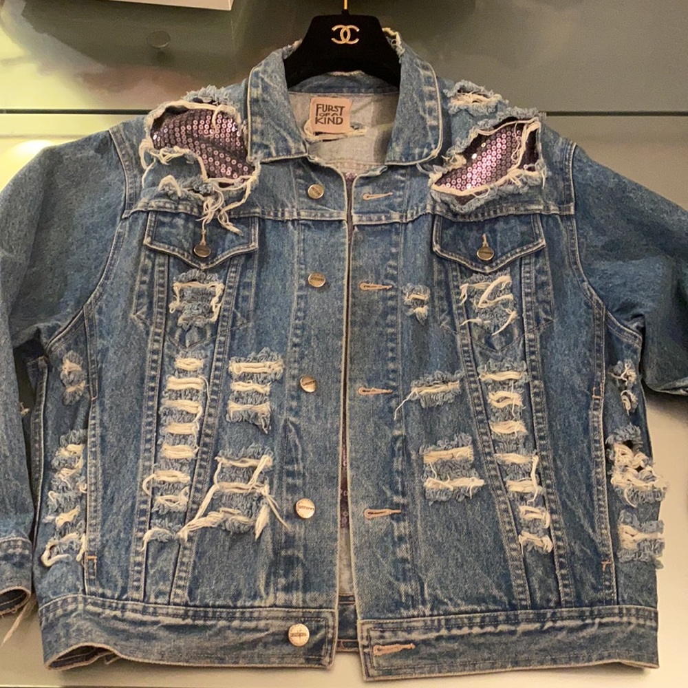 Furst of a Kind gorgeous denim jacket with sequinned details -size L. brand New